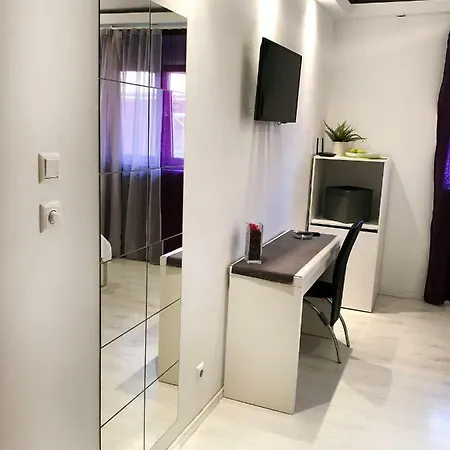 Studio Dorobanti - Piata Victoriei * Bucharest